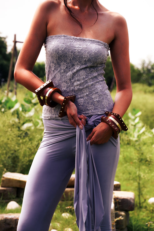 HOLD YOUR HORSES CAPRI